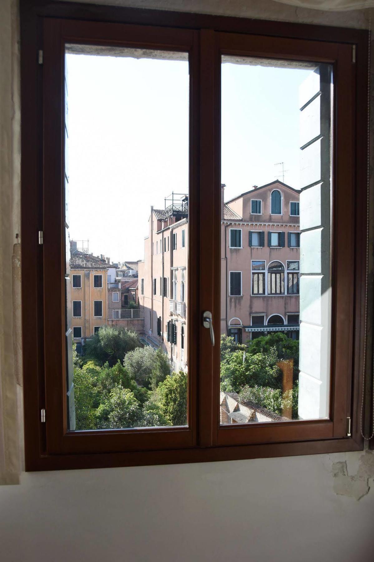 Pensión Corte Dei Miracoli 2*